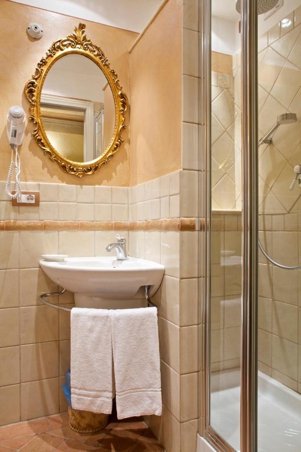 Bed and Breakfast Antica Residenza Cicogna à Sienne Extérieur photo